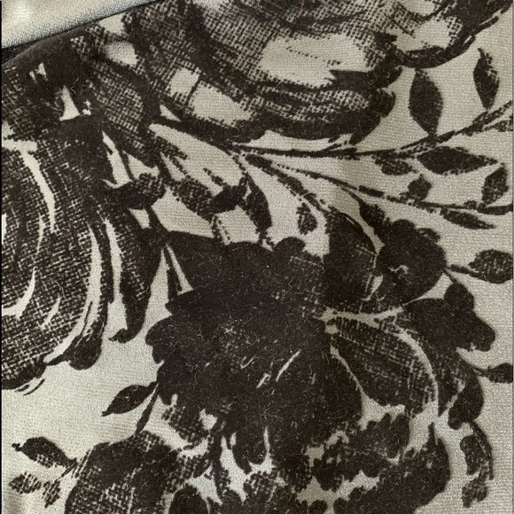 One shoulder top - Picture 4 of 5